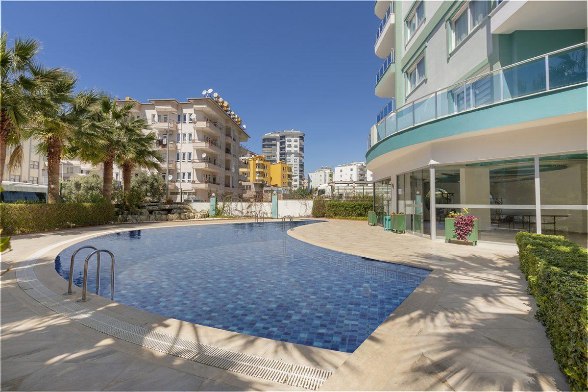 Квартира с тремя спальнями в Махмутларе