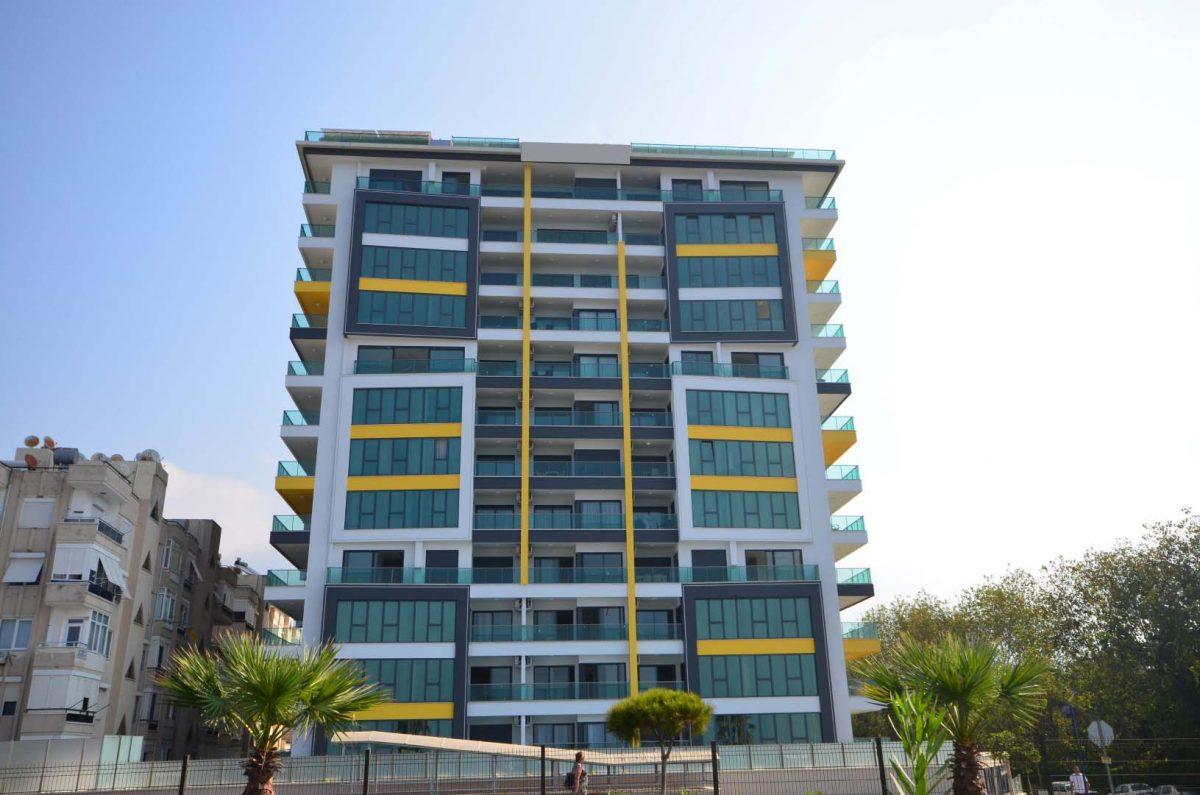 Жилой комплекс в самом центре района Махмутлар и в 50 метрах от моря