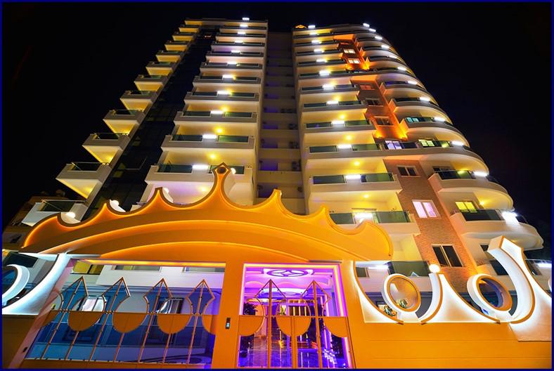 Стильные апартаменты 2+1 с панорамным видом  Махмутлар