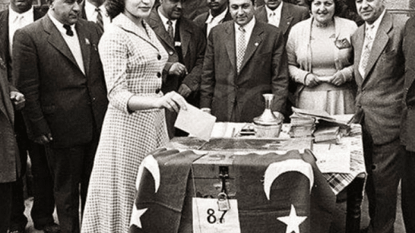 Исполнилось 87 лет праву турецких женщин голосовать и быть избранными