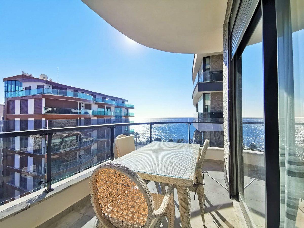 Апартаменты 2+1 в новом комплексе рядом с морем