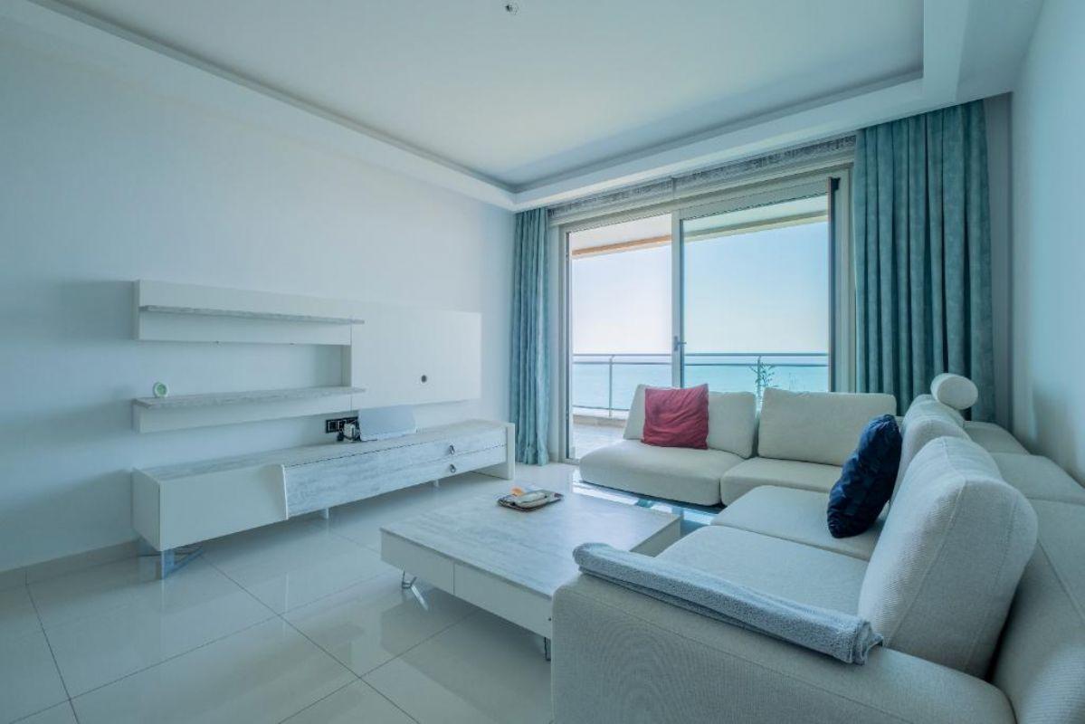 Двухкомнатная квартира в районе Каргыджак в 50 м от пляжа рядом с морем. - Фото 27