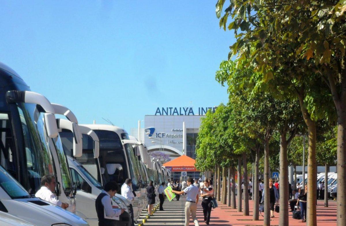 В Анталию прилетело более 12 млн туристов с начала года