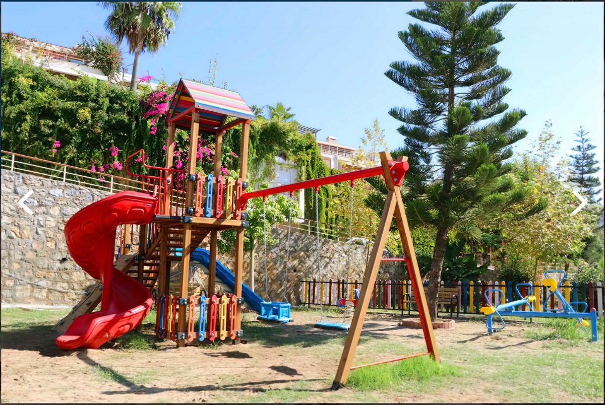 В Аланье построено два детских парка