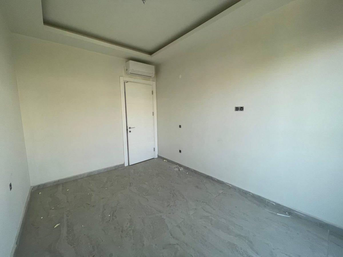 Двухкомнатная квартира с игровой комнатой и круглосуточной охраной в центре Алании - Фото 22