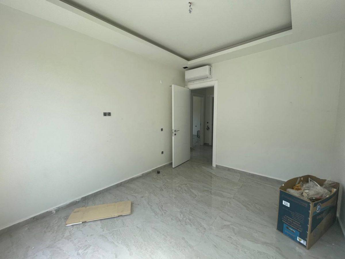 Трехкомнатная квартира в новом комплексе рядом с морем в центре Алании - Фото 19