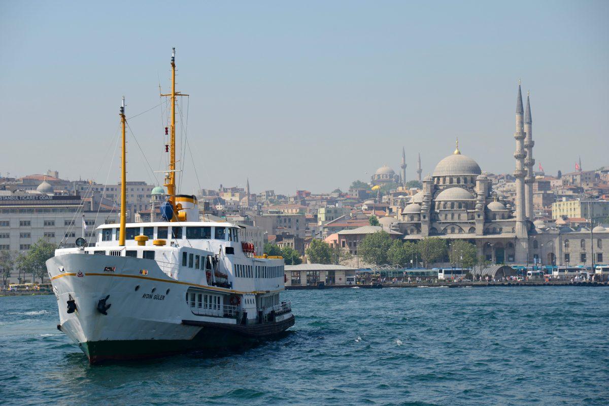 В Стамбуле открыты новые паромные и фуникулерные маршруты