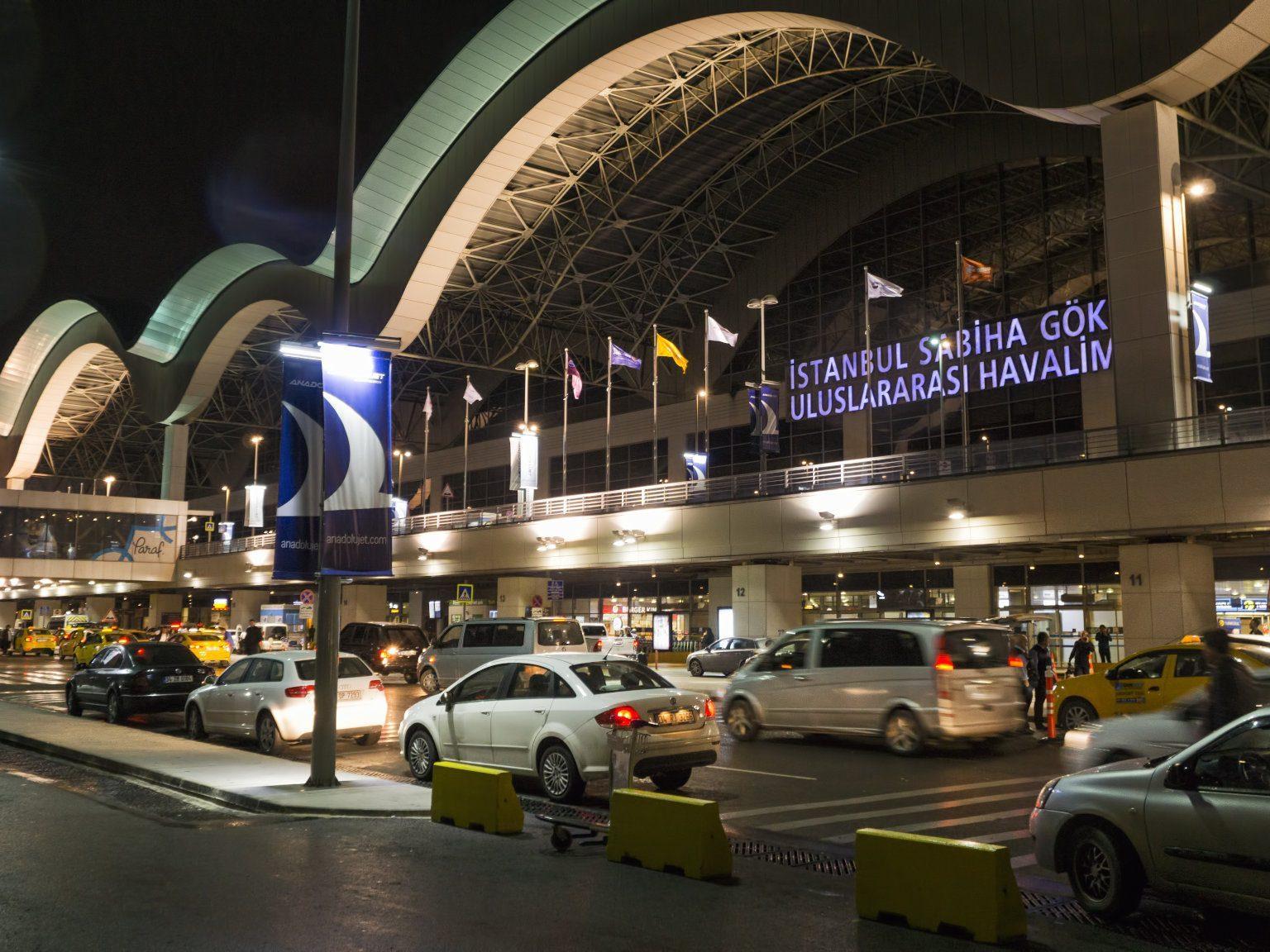 Аэропорты Стамбула в этом году приняли на 31 млн пассажиров больше