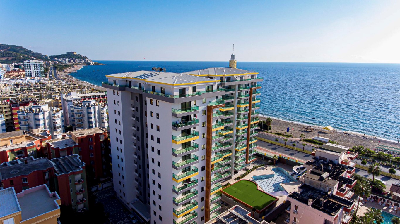 Апартаменты 2+1 и площадью 90 м2 с видом на море и на расстоянии 50 метров от пляжа в Махмутларе - Фото 2