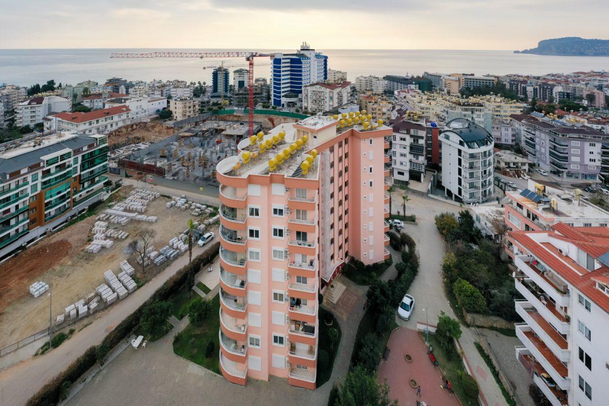 Просторные трехкомнатные апартаменты 2+1, площадью 120 м2 с видом на море и Аланию в Тосмуре, Турция - Фото 16