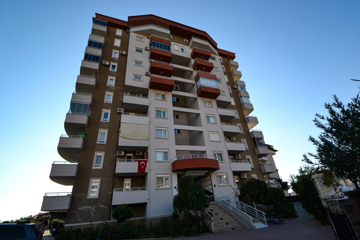 Трехкомнатная квартира площадью 120 м2 с мебелью, видом на море и город в Джикджилли, Турция