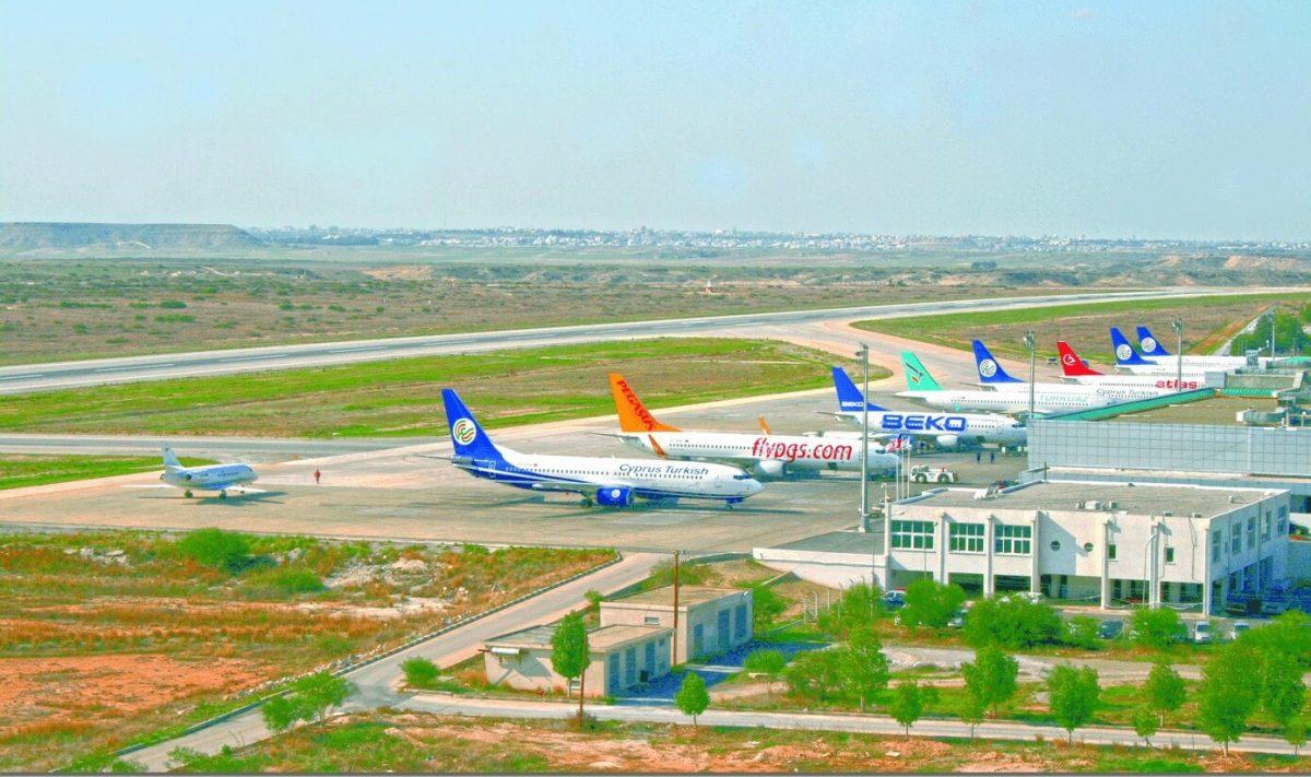 На Северном Кипре озеленяют территорию у аэропорта