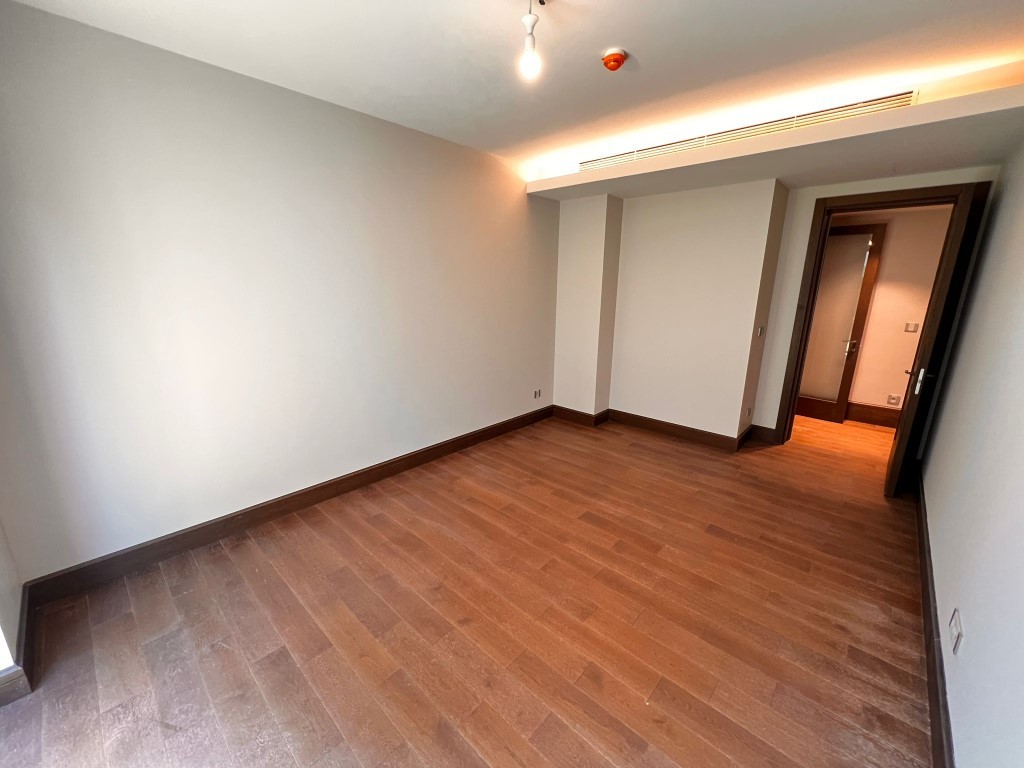 Современный жилой комплекс  с декоративным озером в городе Стамбул - Фото 34