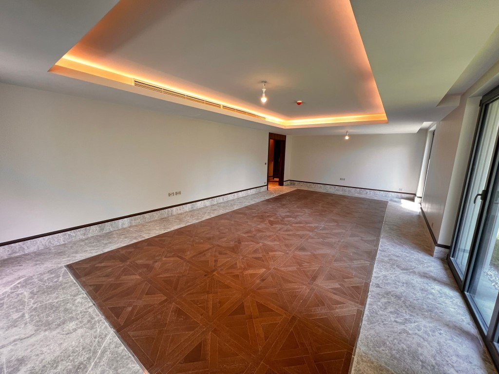 Современный жилой комплекс  с декоративным озером в городе Стамбул - Фото 36