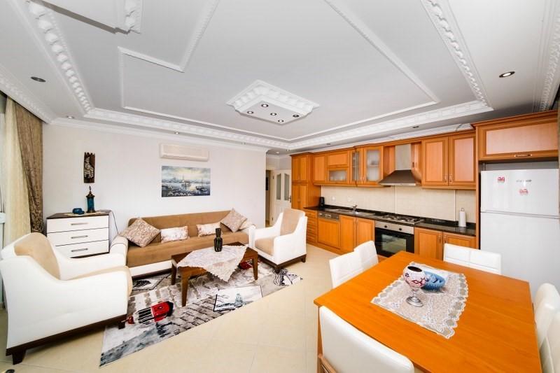 Просторная трехкомнатная квартира на 1 этаже (Джикджилли)