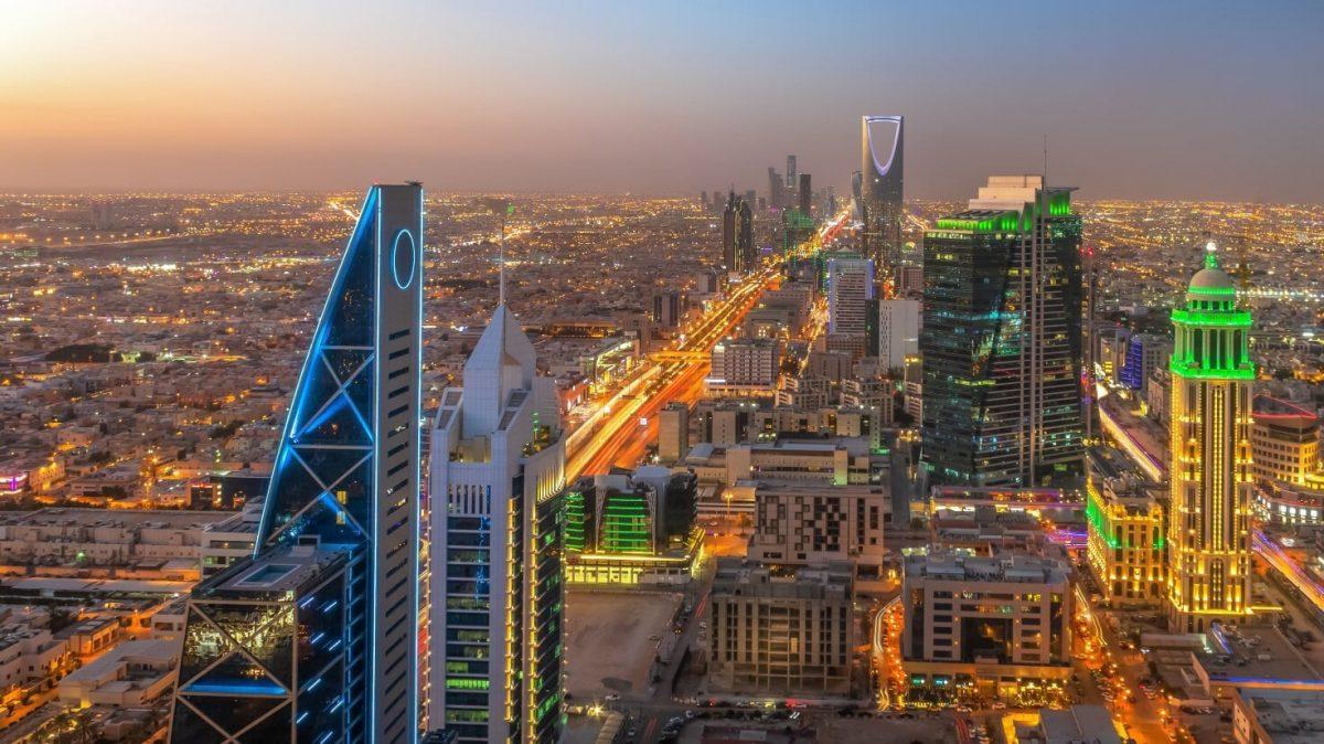 Саудовская Аравия открывает визы для инвесторов