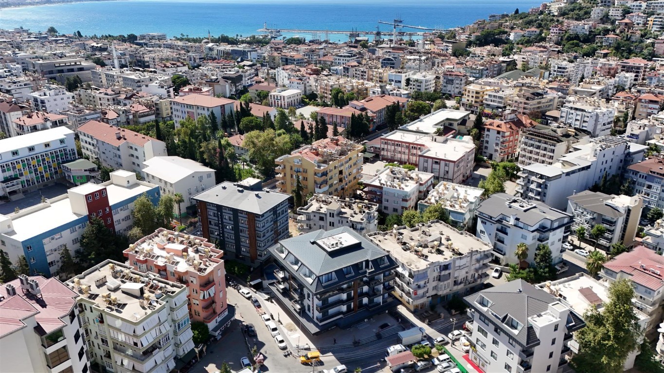 Меблированная двухкомнатная квартира, в 150 м от центра города Алании - Фото 28