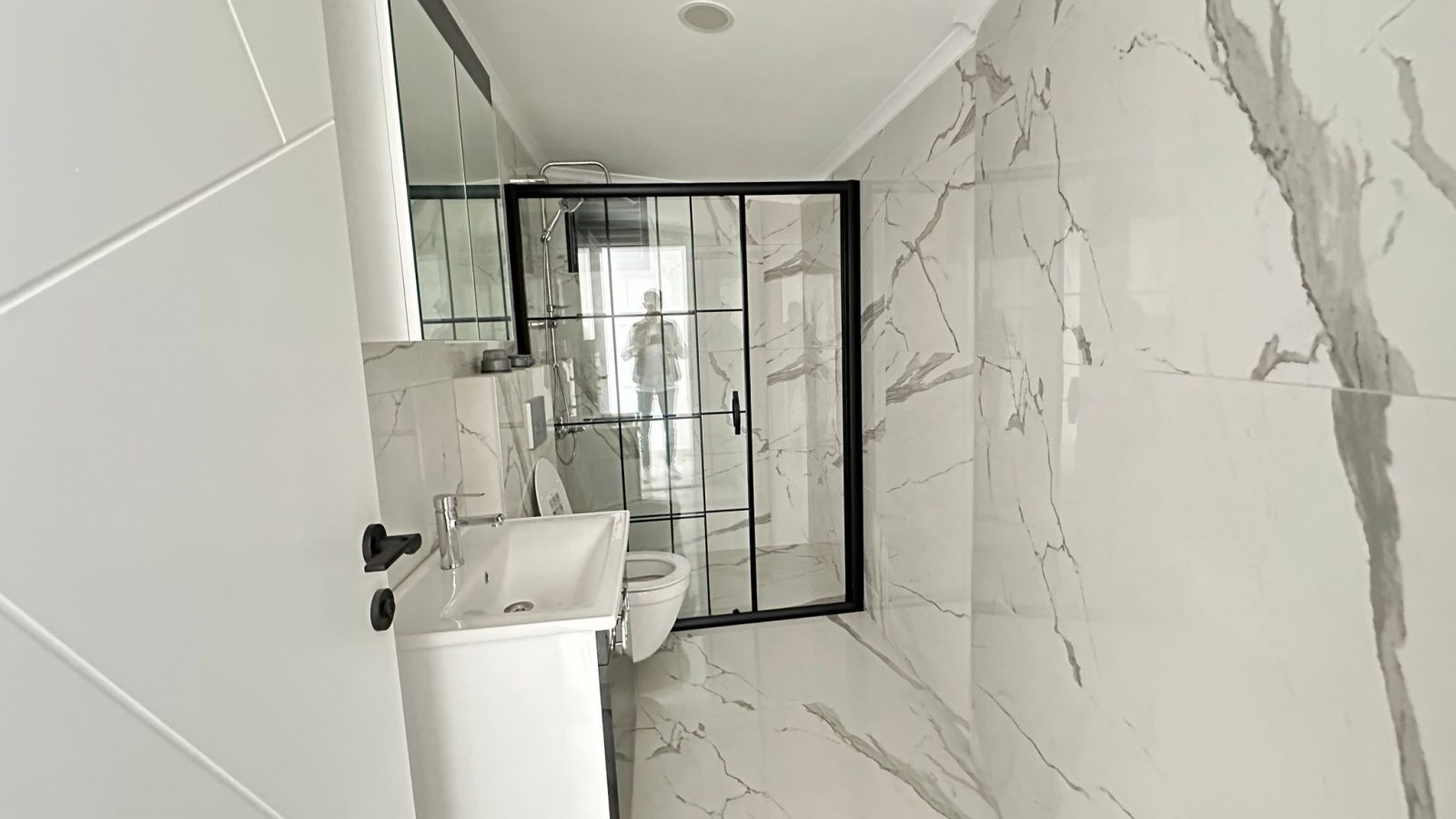 Дуплекс с планировкой 1+1 в Махмутларе всего в 550 метрах от пляжа. - Фото 12