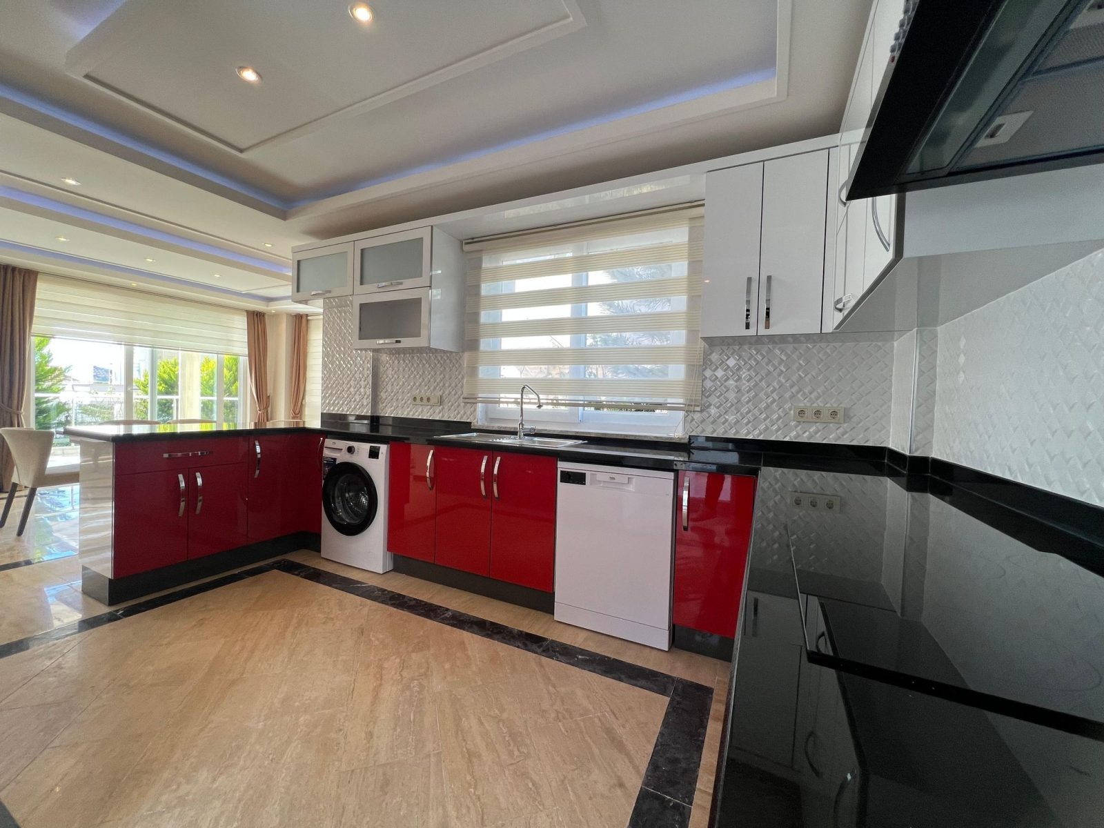 Сдается меблированная вилла 3+1 в районе Бекташ, Аланья, площадью 215 м². - Фото 7