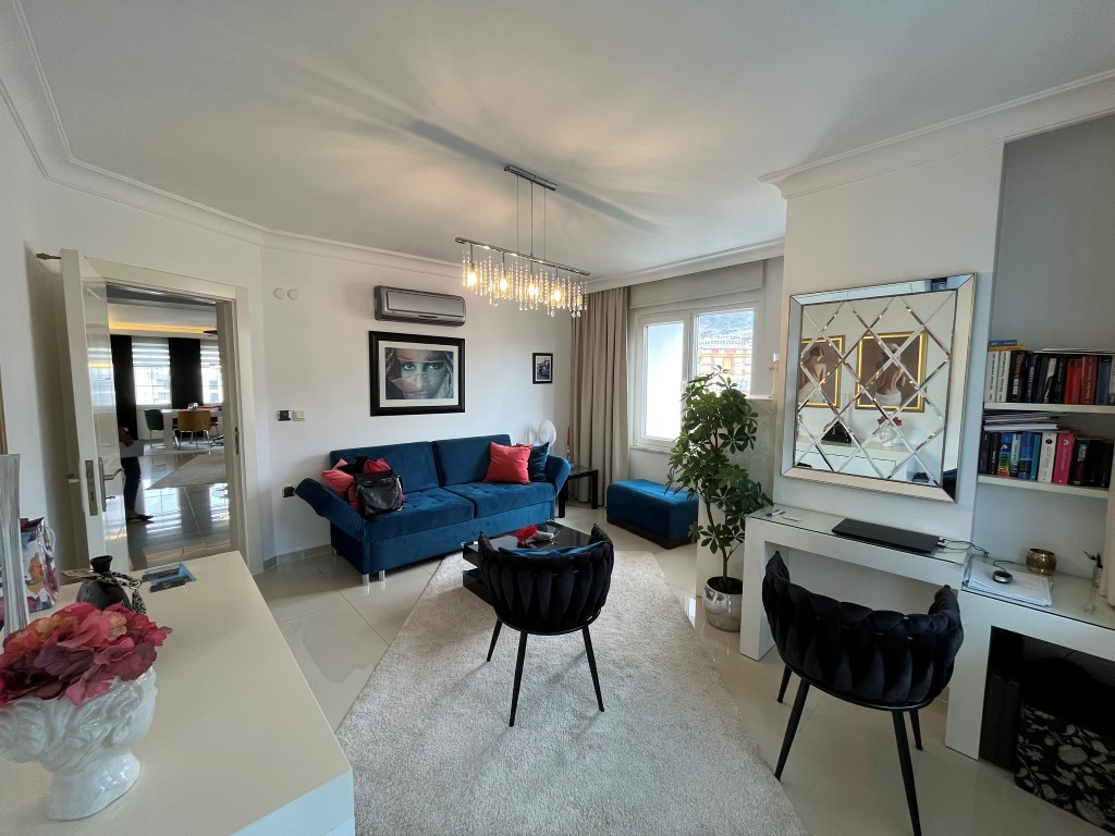 Пентхаус 3+1, 235 м² в центре Алании, всего в 950 метрах от пляжа Клеопатра. - Фото 18