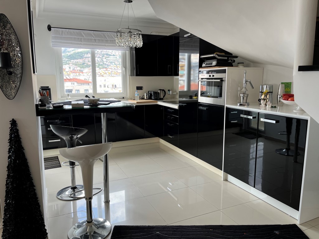 Пентхаус 3+1, 235 м² в центре Алании, всего в 950 метрах от пляжа Клеопатра. - Фото 8