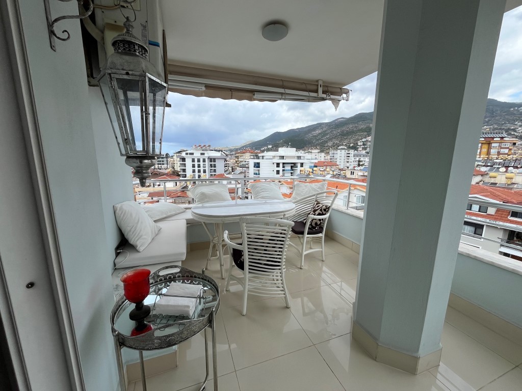 Пентхаус 3+1, 235 м² в центре Алании, всего в 950 метрах от пляжа Клеопатра. - Фото 12