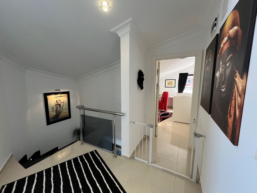 Пентхаус 3+1, 235 м² в центре Алании, всего в 950 метрах от пляжа Клеопатра. - Фото 41