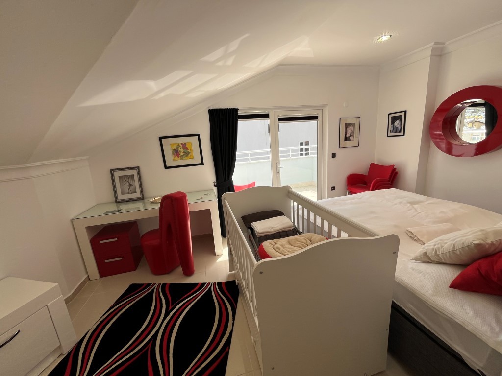 Пентхаус 3+1, 235 м² в центре Алании, всего в 950 метрах от пляжа Клеопатра. - Фото 42