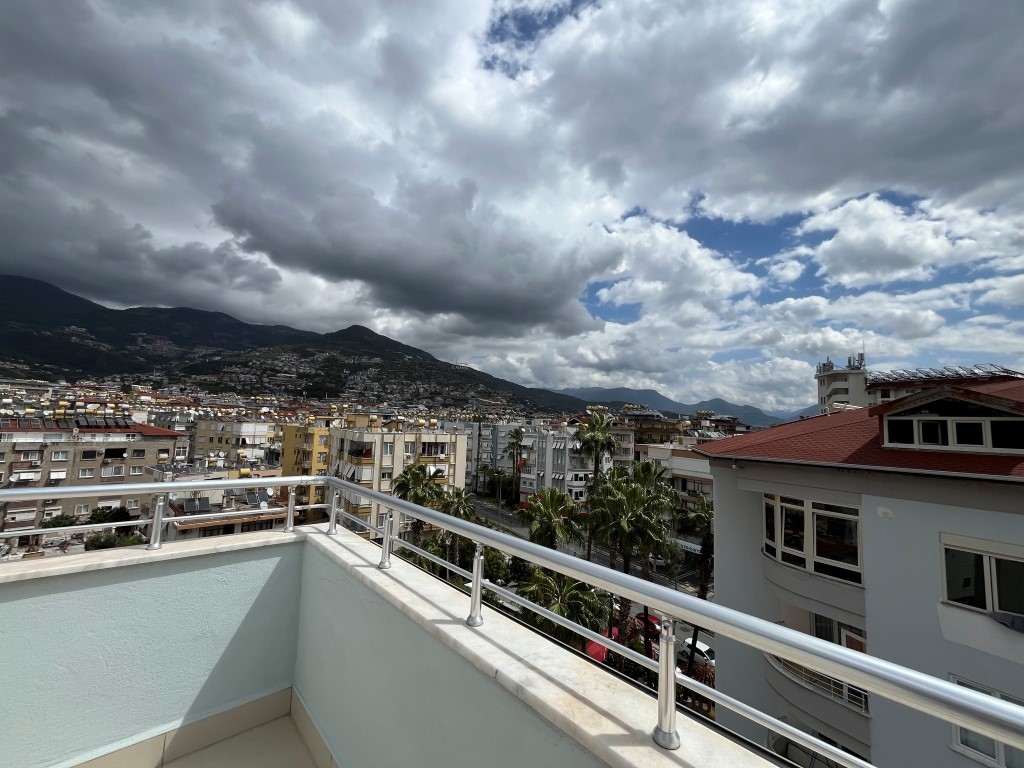 Пентхаус 3+1, 235 м² в центре Алании, всего в 950 метрах от пляжа Клеопатра. - Фото 51