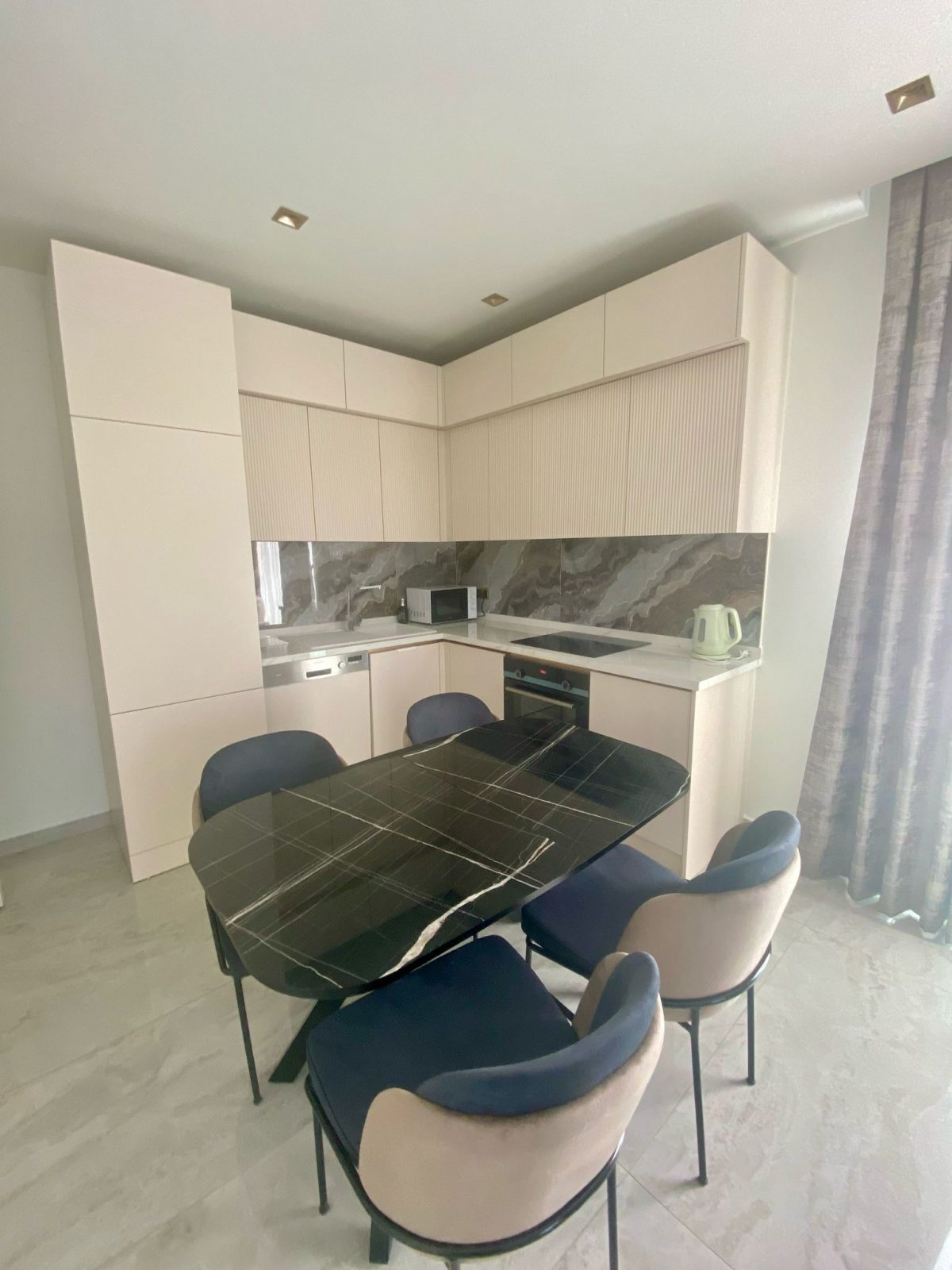 Квартира 2+1 рядом с морем в центре Алании. - Фото 12