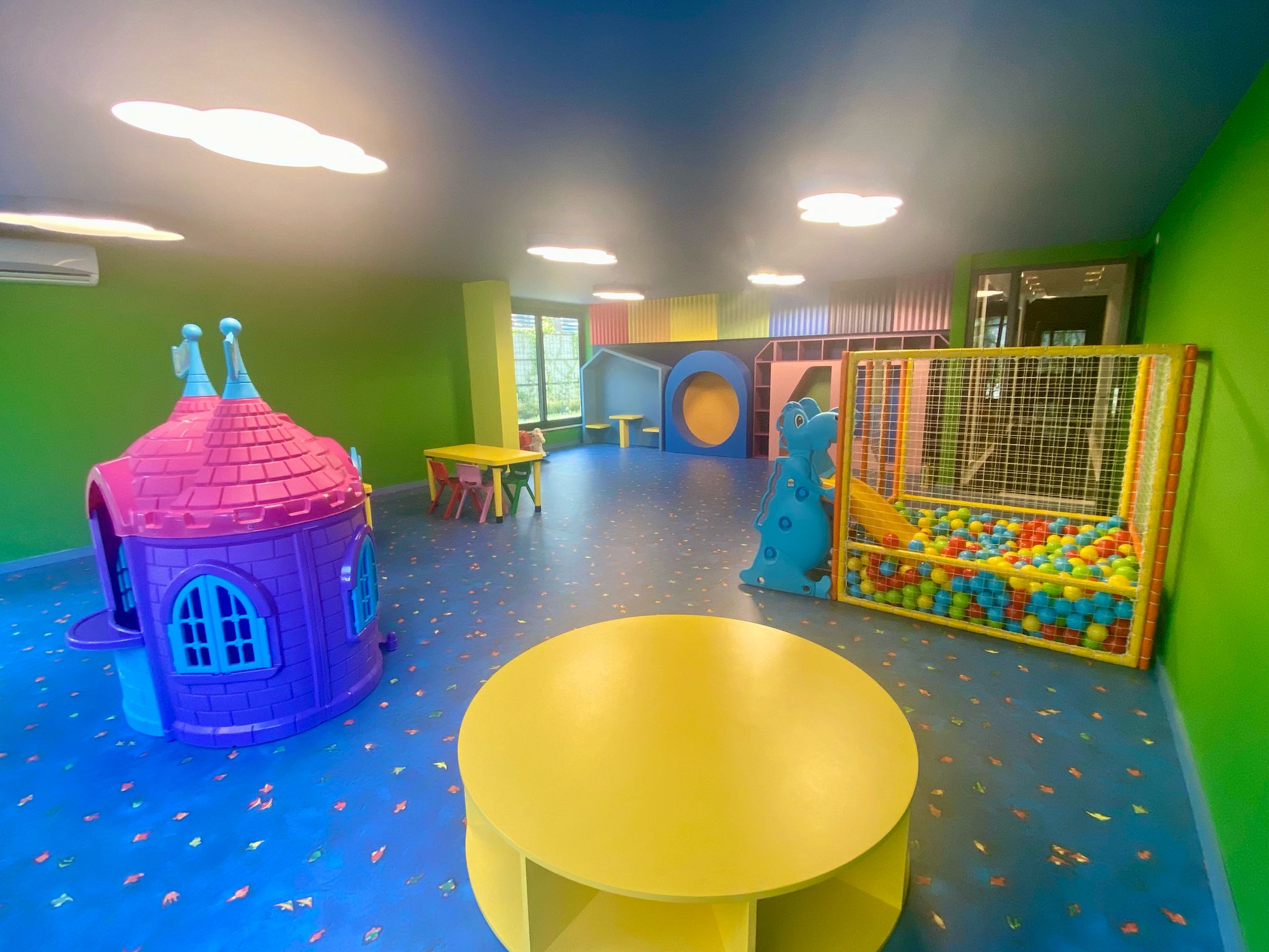 Трехкомнатная квартира рядом с морем в центре Алании.  - Фото 9