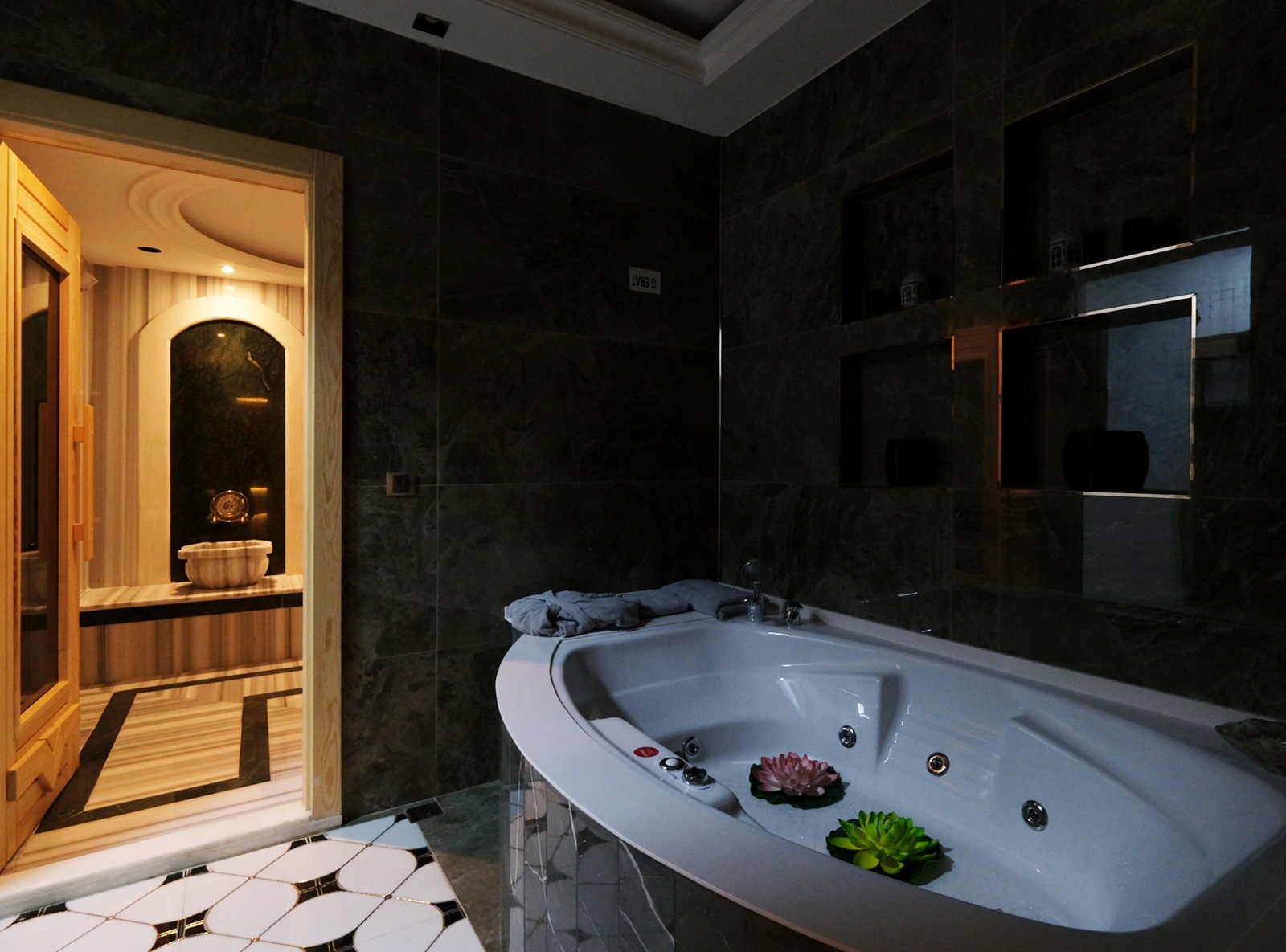 Элитные виллы 6+3 в Бююкчекмедже с панорамным видом на море. - Фото 47