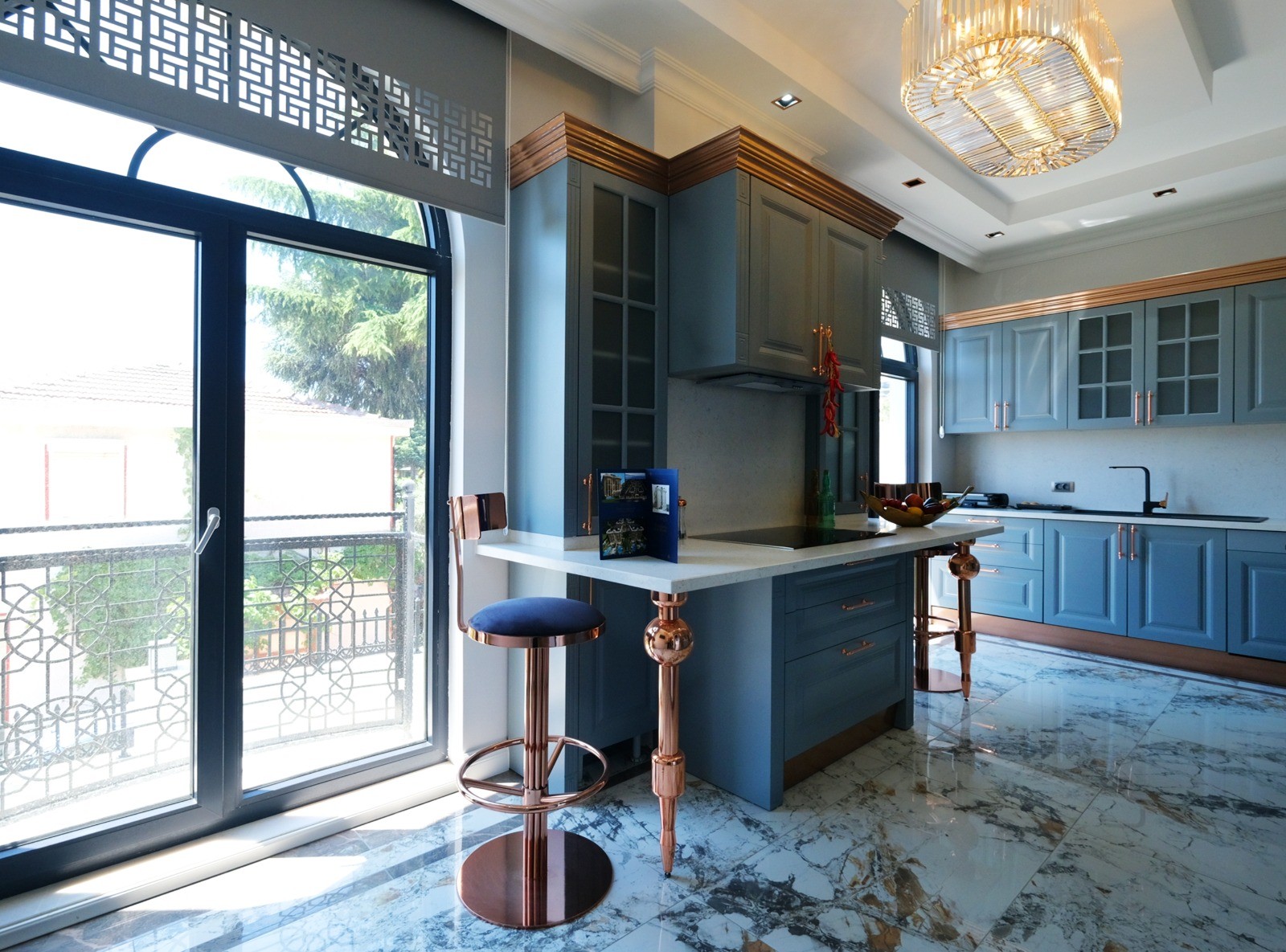 Элитные виллы 6+3 в Бююкчекмедже с панорамным видом на море. - Фото 16