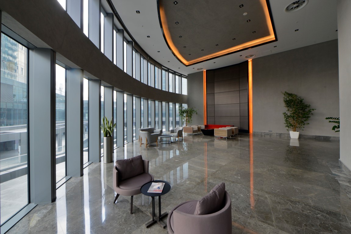 Современный комплекс в районе Сарыйер для жизни, бизнеса и инвестиций. - Фото 18