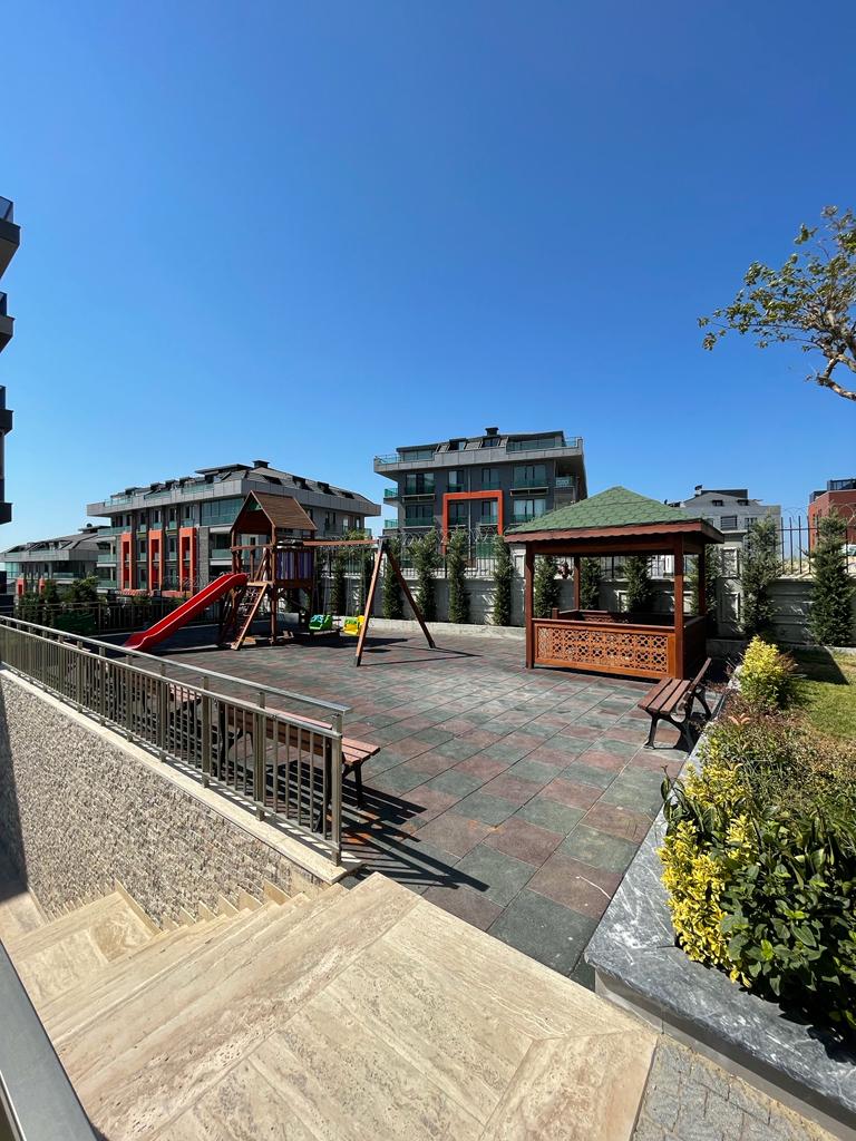 Современный жилой комплекс с разнообразными планировками в спокойном районе Бейликдюзю, Стамбул. - Фото 22