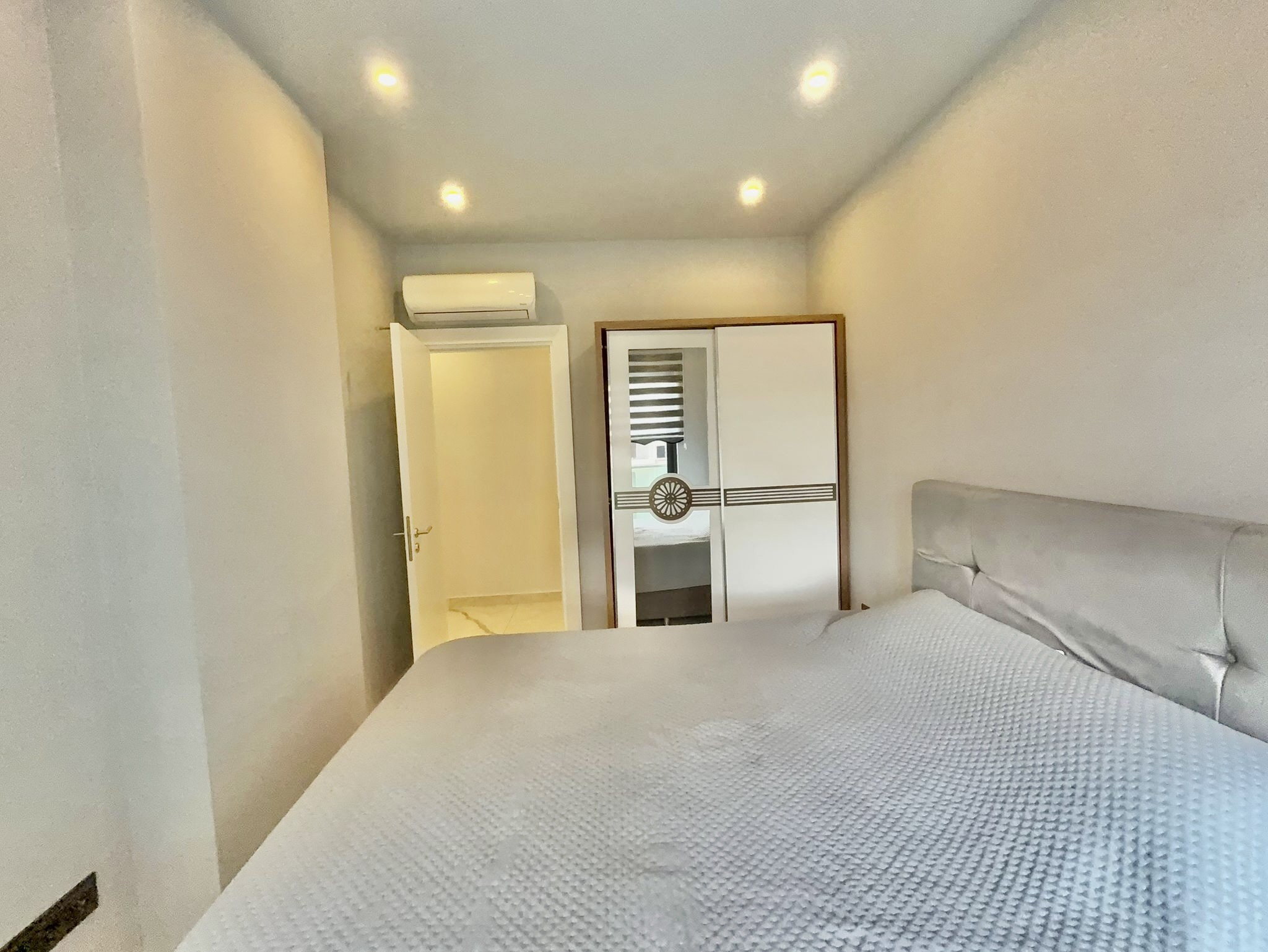 Квартира с планировкой 3+1 и отдельной кухней в центре Алании. - Фото 27