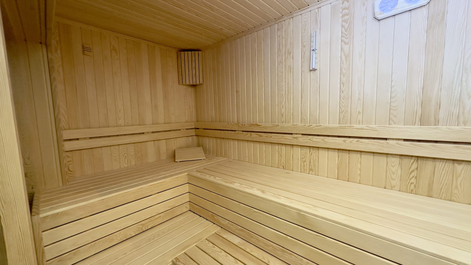 Уютные апартаменты планировкой 1+1 в районе Тосмур, всего в нескольких шагах от моря. - Фото 13