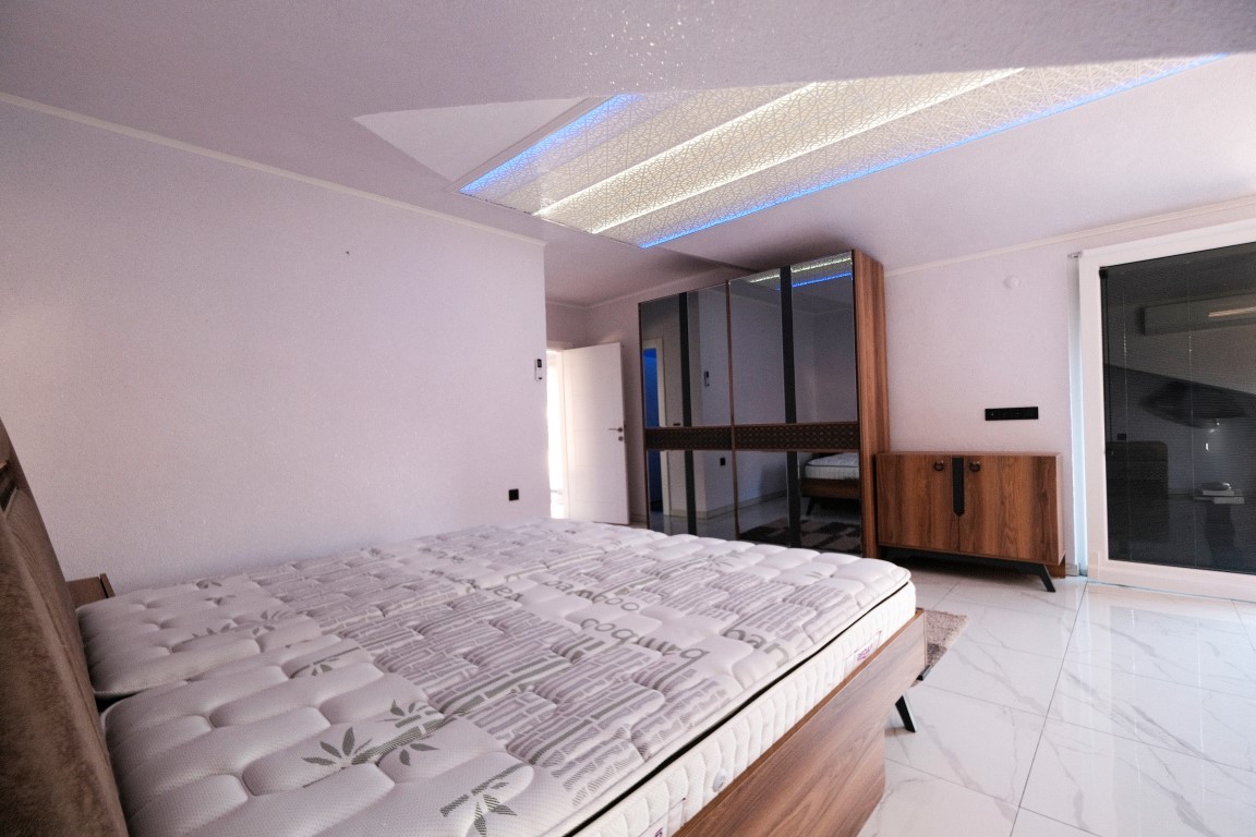 Пентхаус планировкой 3+1, 180 м², в районе Кестель. - Фото 28