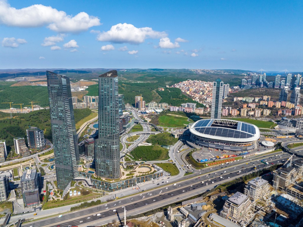 Современный комплекс в районе Сарыйер для жизни, бизнеса и инвестиций. - Фото 2