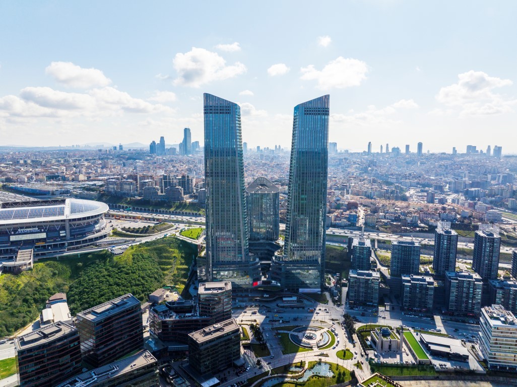 Современный комплекс в районе Сарыйер для жизни, бизнеса и инвестиций. - Фото 5