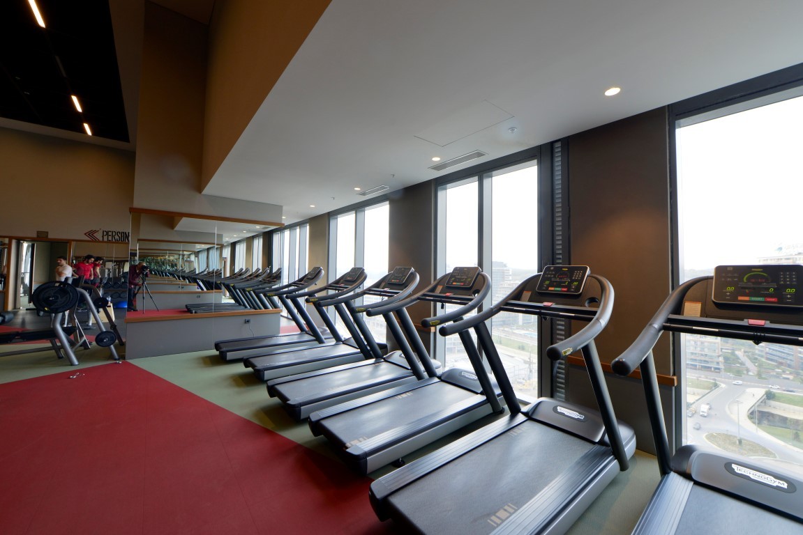 Современный комплекс в районе Сарыйер для жизни, бизнеса и инвестиций. - Фото 32