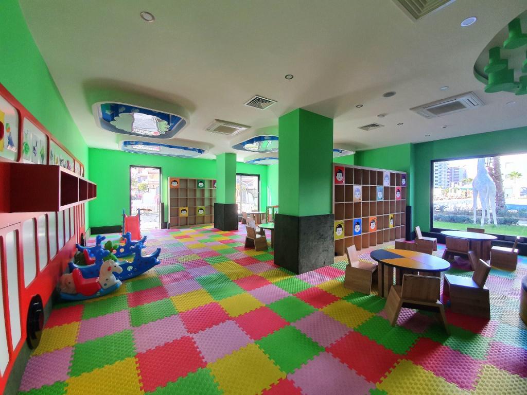 Меблированные апартаменты 1+1, 55 м² на 9 этаже в Махмутларе, в комплексе с развитой инфраструктурой. - Фото 10