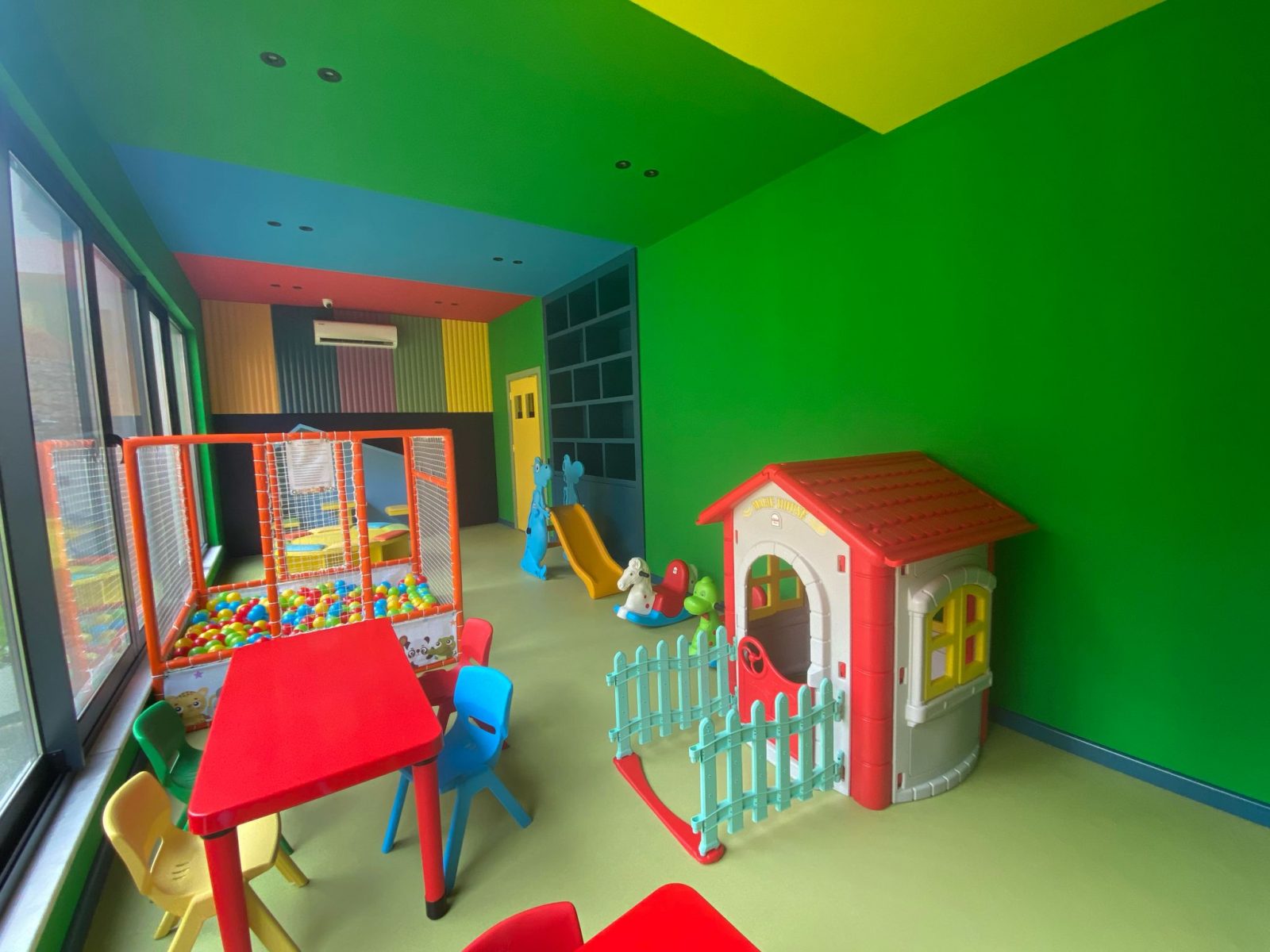 Уютные апартаменты планировкой 1+1 в районе Тосмур, всего в нескольких шагах от моря. - Фото 11