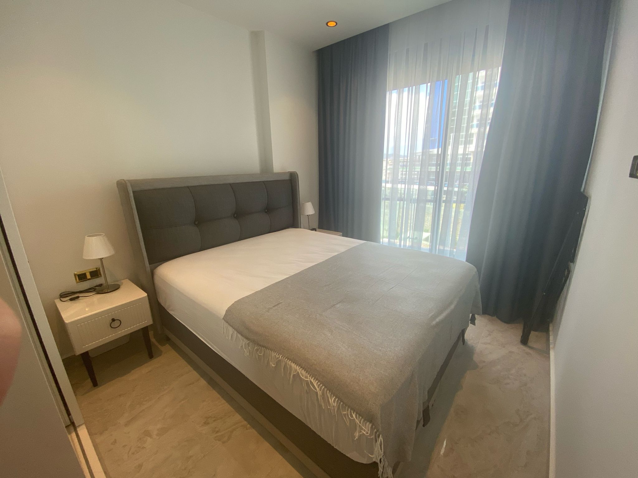 Апартаменты 1+1 рядом с морем в районе Тосмур. - Фото 48