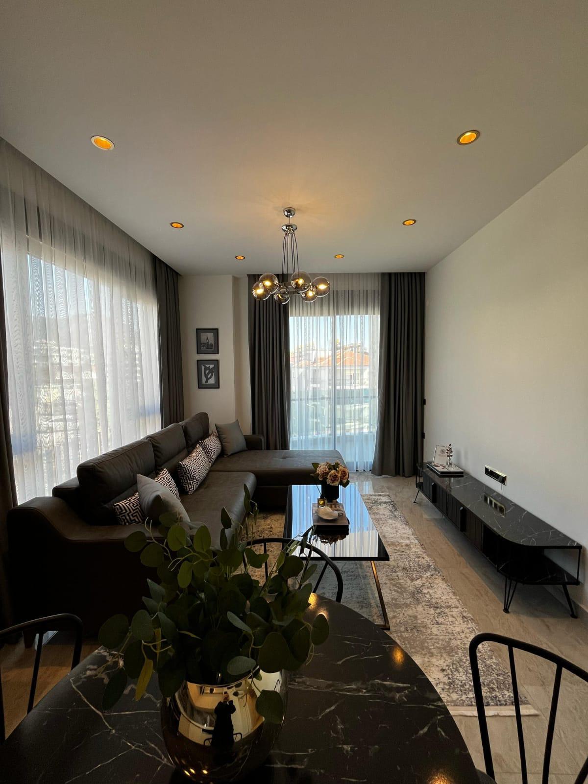 Апартаменты планировкой 1+1 рядом с морем в районе Тосмур. - Фото 40