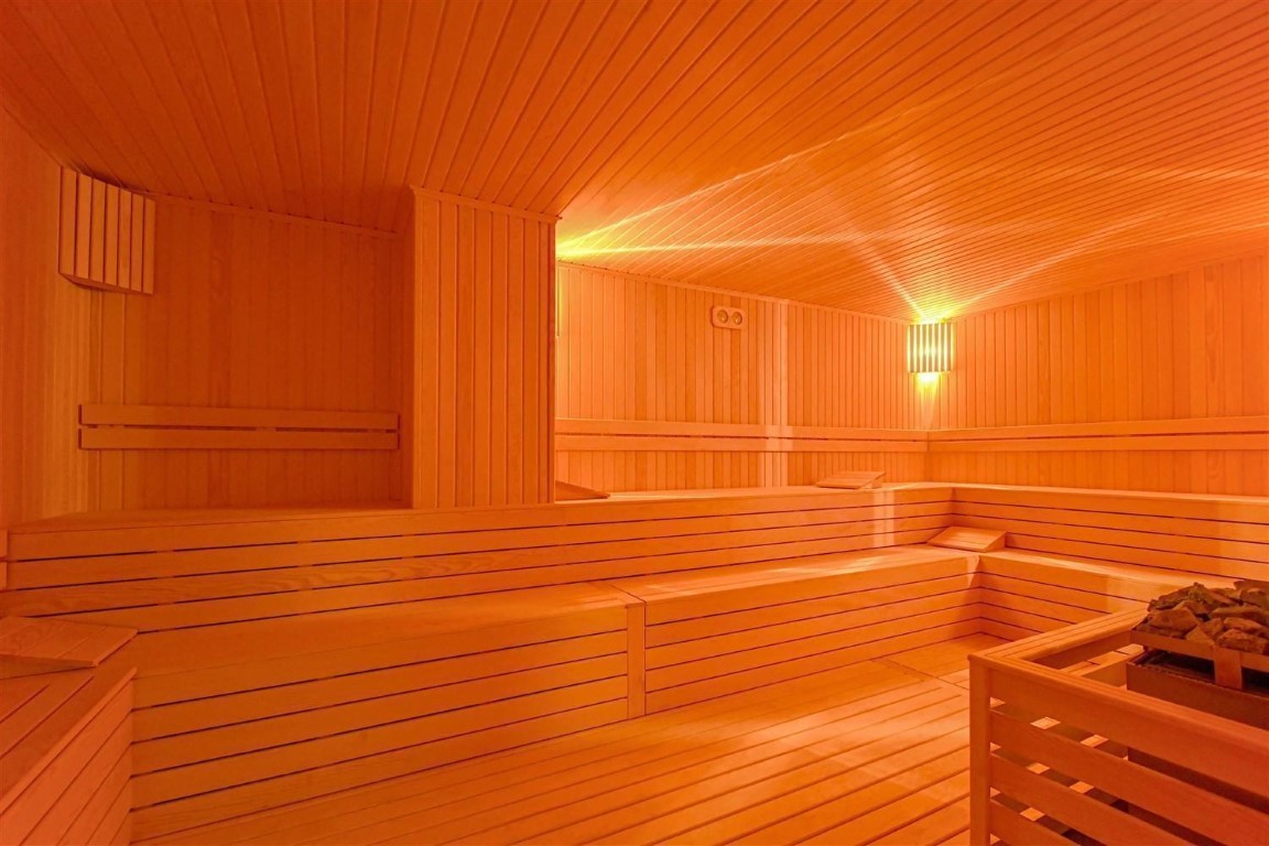 Апартаменты планировкой 1+1 рядом с морем в районе Тосмур. - Фото 27