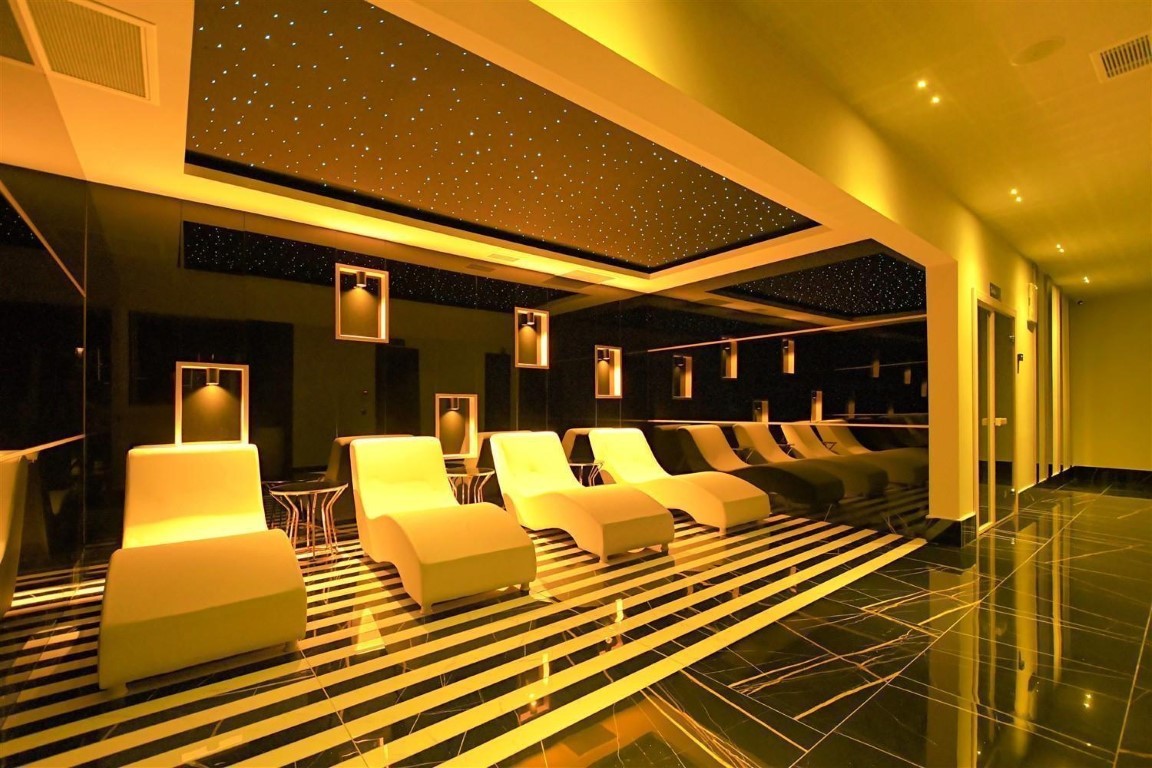 Апартаменты планировкой 1+1 рядом с морем в районе Тосмур. - Фото 23