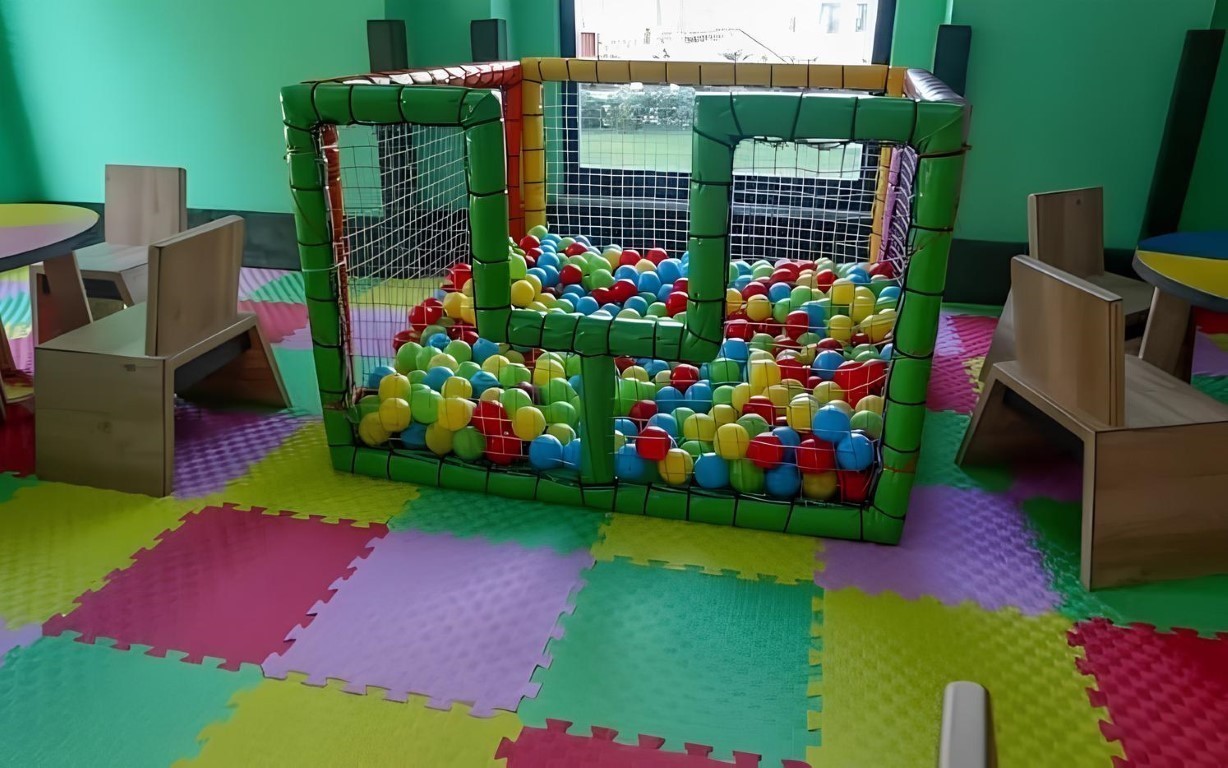 Меблированные апартаменты 1+1, 55 м² на 9 этаже в Махмутларе, в комплексе с развитой инфраструктурой. - Фото 11