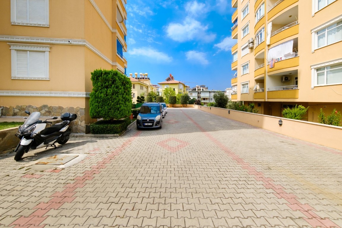 Просторная квартира 5+1 с видом на море и крепость в центре Алании. - Фото 5