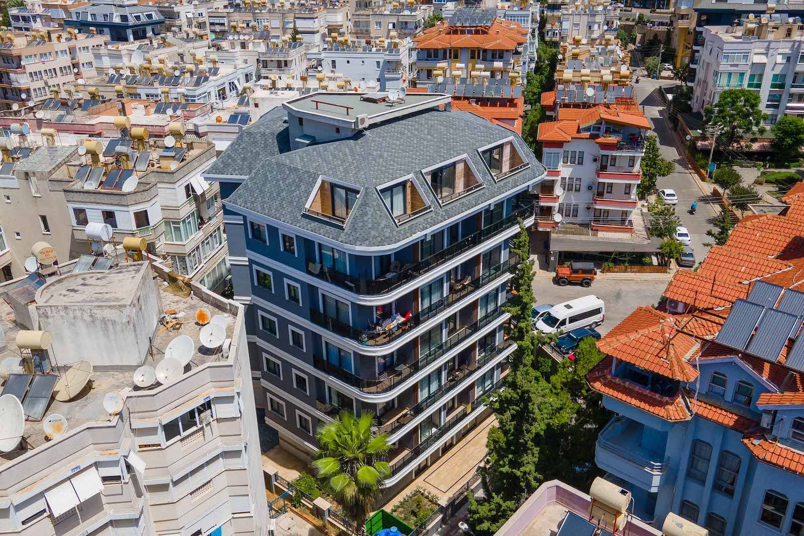 Двухкомнатная квартира с видом на город в центре Аланьи  - Фото 2